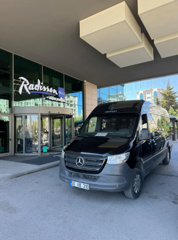 VIP Transfer Vehicle (Exterior)